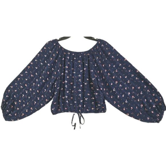 American Eagle ~Woman Size S~ Blue Floral Long Sleeve Button Front Cropped Top. - Picture 10 of 13